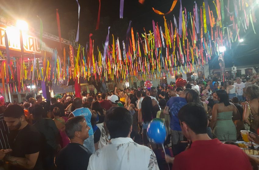  Carnaval de 2025  Paracatu: evento cheio de  alegria e energia nas ruas da cidade